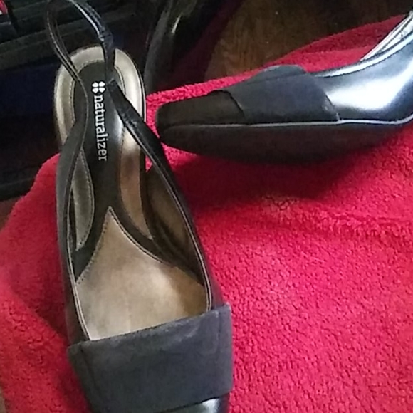 Shoes - Picture 3 of 3